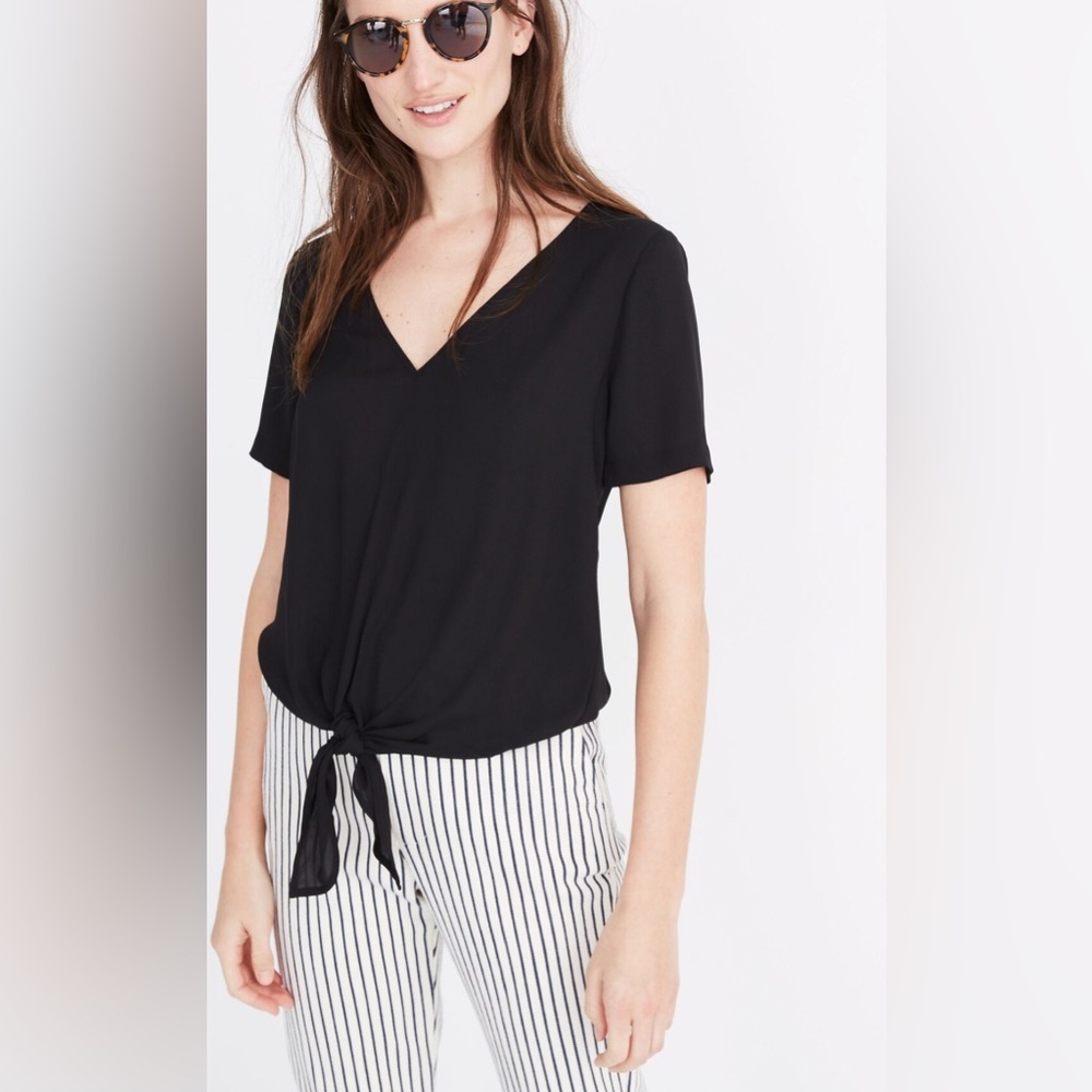 Madewell True Black Novel Tie Top Short Sleeve Measures and Fits Like A Small